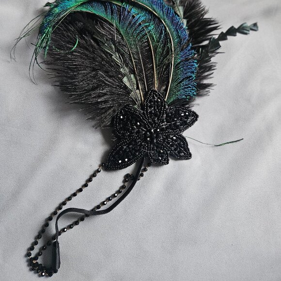 Roaring 20s Flapper Feather Head Piece - Picture 2 of 4